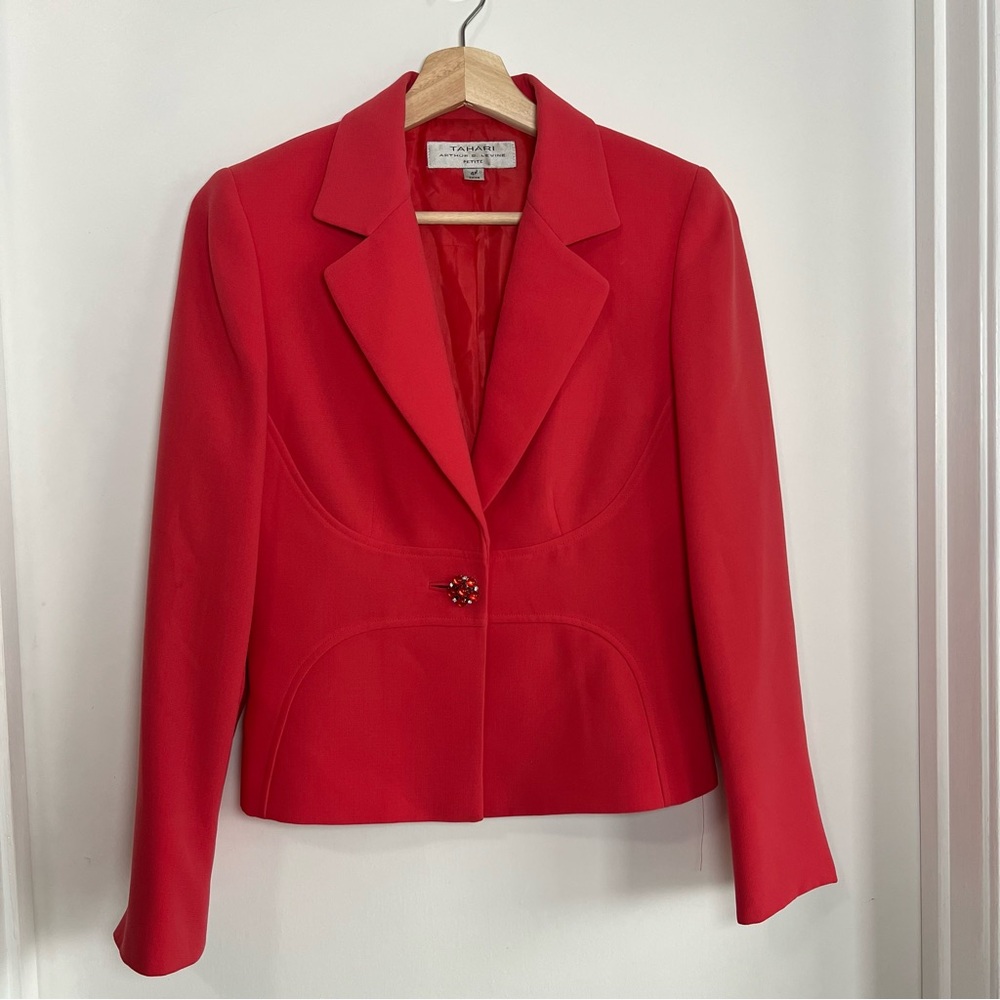 Tahari ASL Salmon Pink Decorative Button Structured Blazer, Size 4P